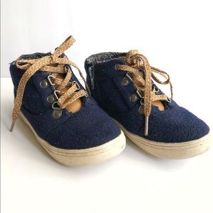 Cat & Jack Blue Shoes, Boys Size 11